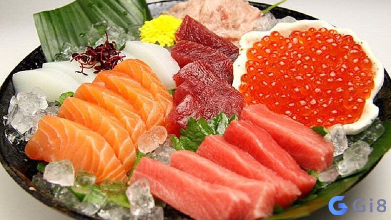 Mơ thấy ăn cơm với cá sống - có thể là món Sushi của Nhật chẳng hạn